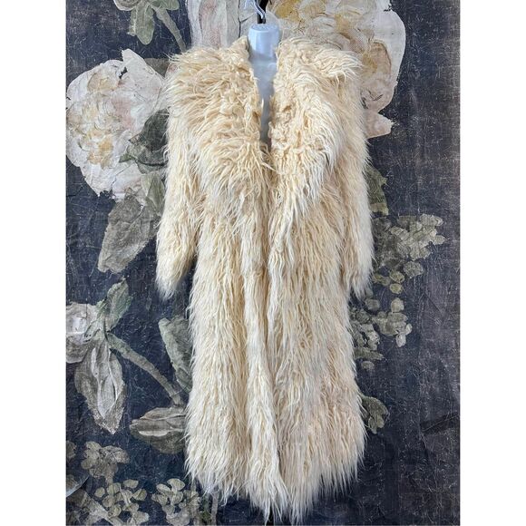 New Urban Outfitter Kimchi Blue Connor Faux Fur Longline Coat size SP - Picture 7 of 8